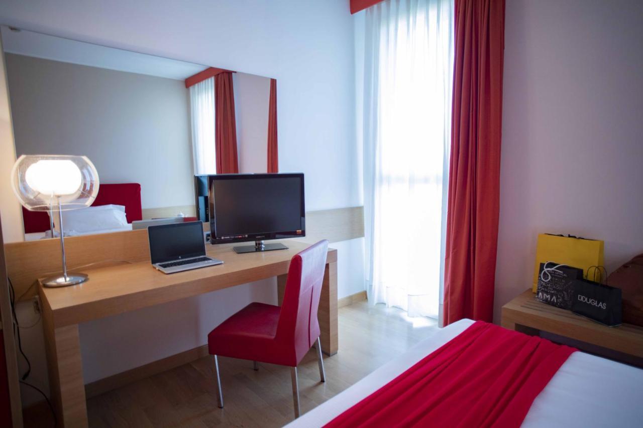 Hotel Remilia Reggio Emilia Dış mekan fotoğraf